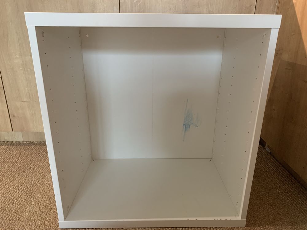 Besta Ikea biala obudowa
