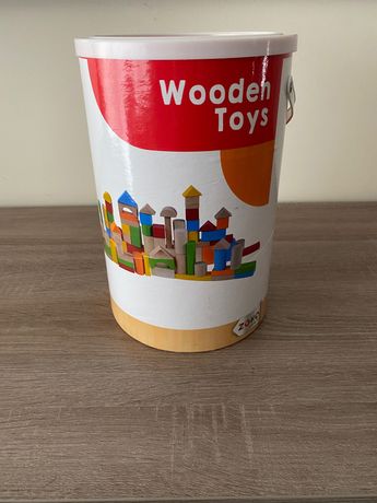 Brinquedos madeira