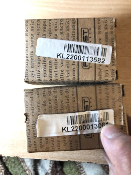 Продаю сайленблоки  заднего рычага Грандис