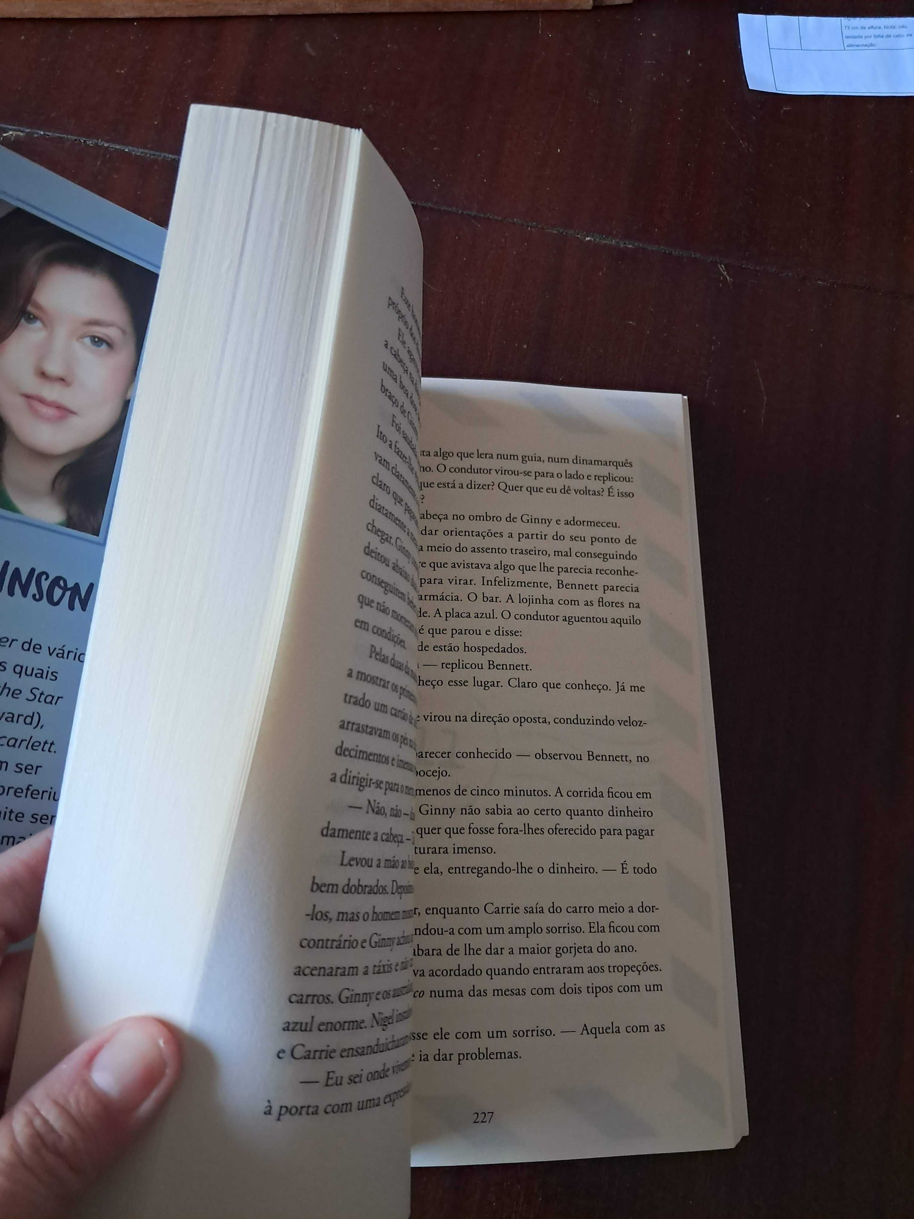 13 Envelopes Azuis - Maureen Johnson
