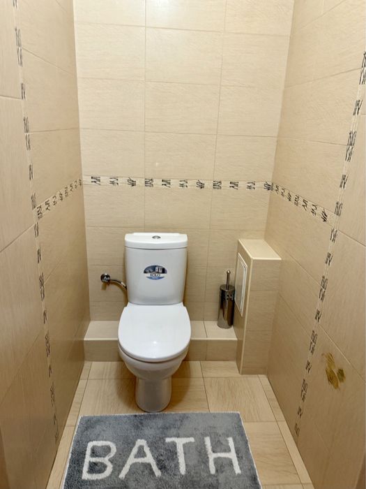 Здається 2 кімнатна новобудова вул.Відінська