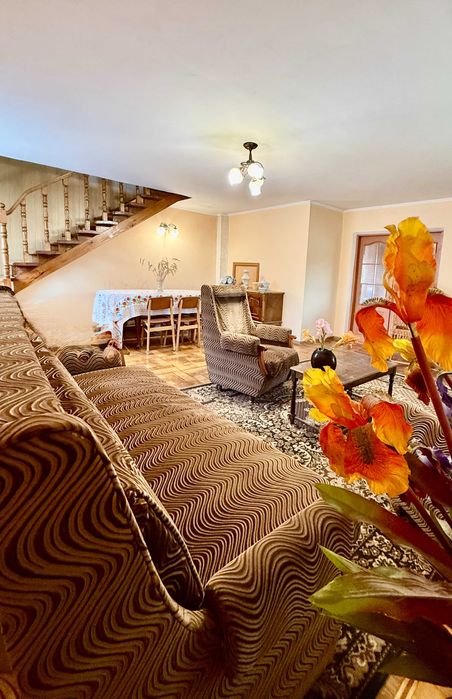 Продаж будинку в мікрорайоні Лезнево