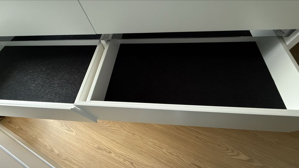 Comoda Lacada “MOVELVIVO interiores”