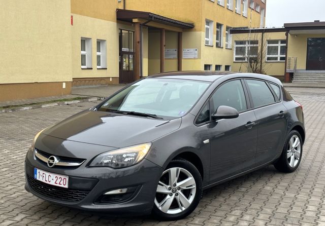 Opel Astra * 1.4 BENZYNA *  2012 Rok * LIFT * Łancuch Rozrządu *