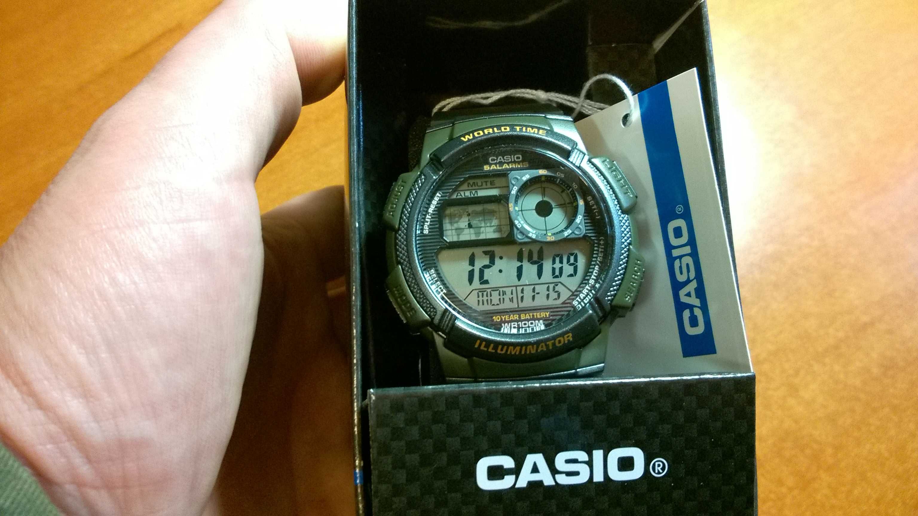 Nowy męski zegarek CASIO