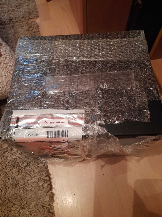 Sejf gabinetowy firmy Metalkas