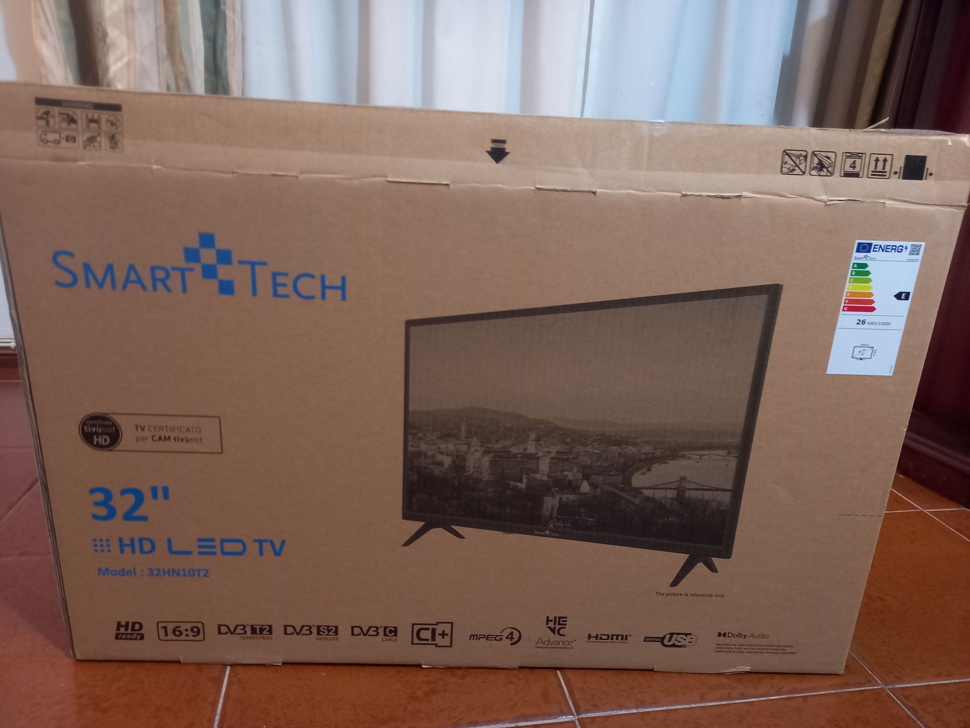 TV Smart Tech 32HN10T2
