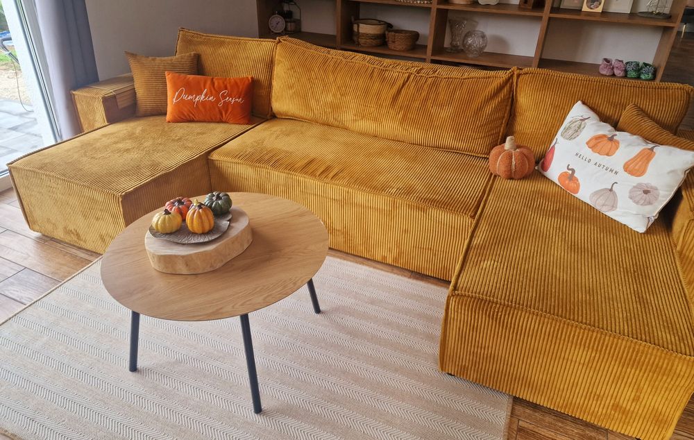 Kanapa sztruksowa musztardowa rozkładana z pojemnikiem