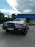 Продам Мерседес w124 2.6 газ бензин