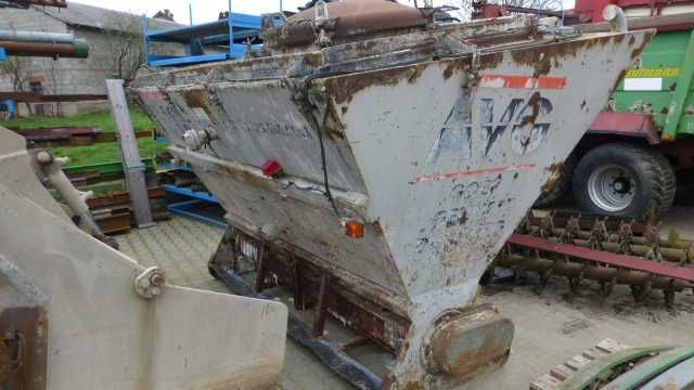 Stabilizator Gruntu Recykler STEHR SBF 24 z Rozsiewaczem SBS 4000