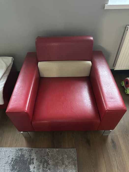 Fotel BRW czerwona ekoskóra