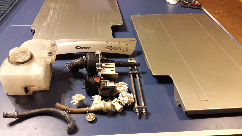 Zmywarka Candy futura CDF 615 AX