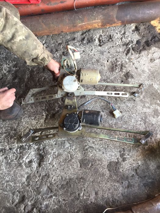 Трапеция дворников с моторчиком Ваз 2108.2109.2110.2111.2112.2113.2113