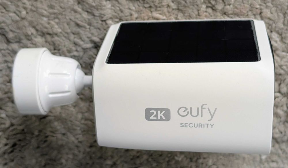 Kamera Eufy S220 SoloCam