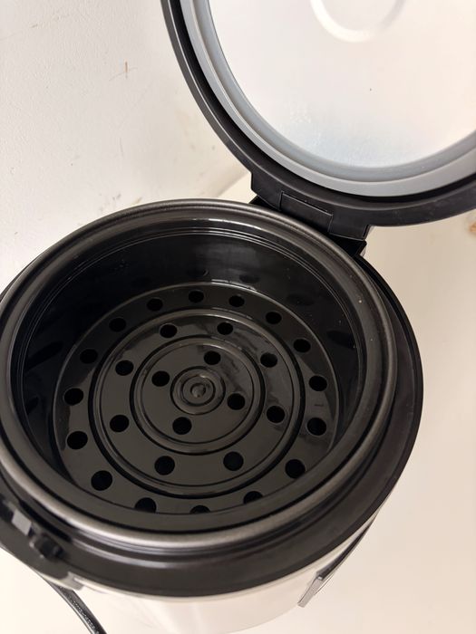 Panela de arroz elétrica eaMoment 1L