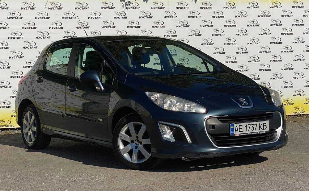 Peugeot 308 2013 офіційна