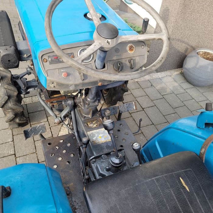 Mimi traktorek Mitsubishi D1450FD 4x4