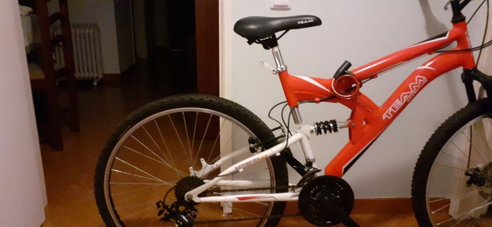 Bicicleta (marca) Team adventure + kit de ferramentas