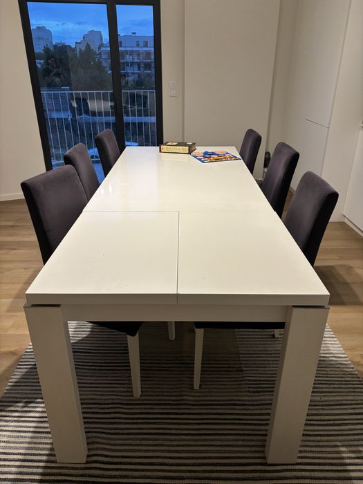 Conjunto 6 cadeiras em tecido com oferta de mesa