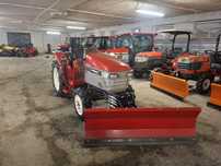 Traktor traktorek 4x4 gwarancja yanmar Af 22 manual pług do śniegu  22
