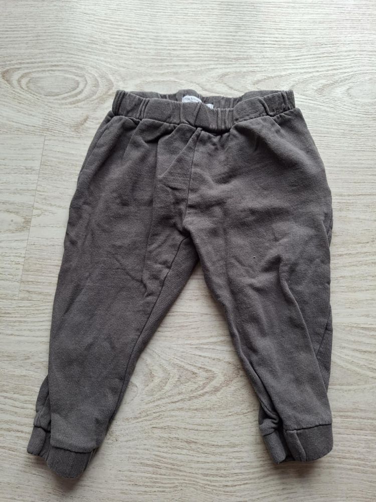 Zestaw spodenek dresowych 80-86 cm