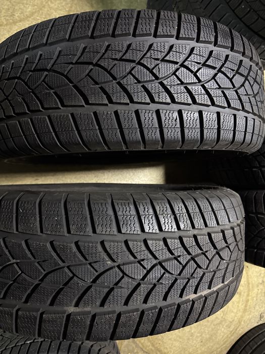 Шины б.у 235 50 R20 Goodyear UltraGrip Performance + 104T 4 шт