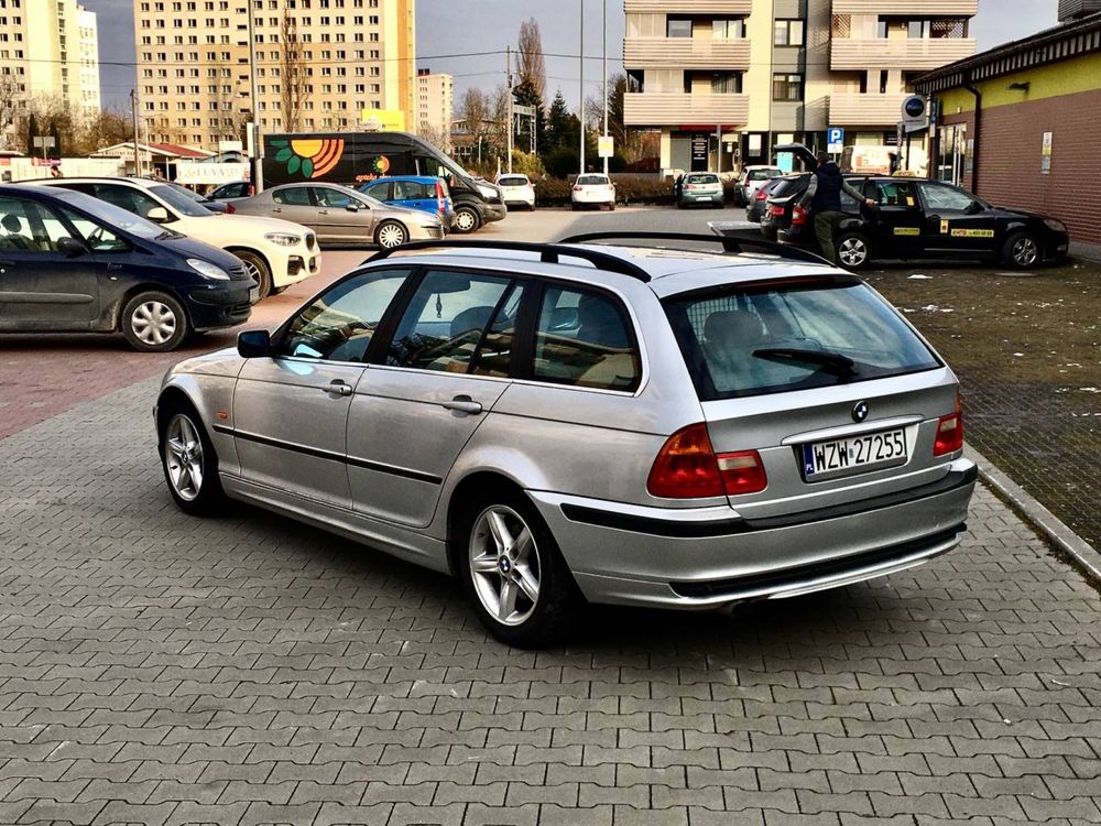 Wynajem aut wypozyczyczalnia Wynająć tanie auto auto na tydzień Kraków