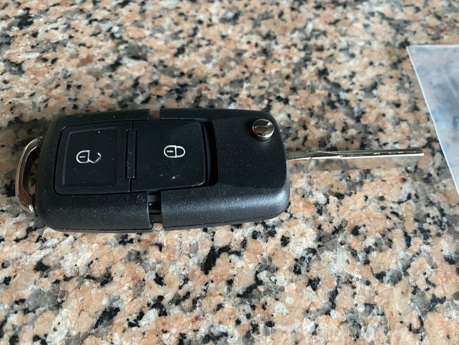 Carcaça Nova e com placa de codificação para VW já com autocolante