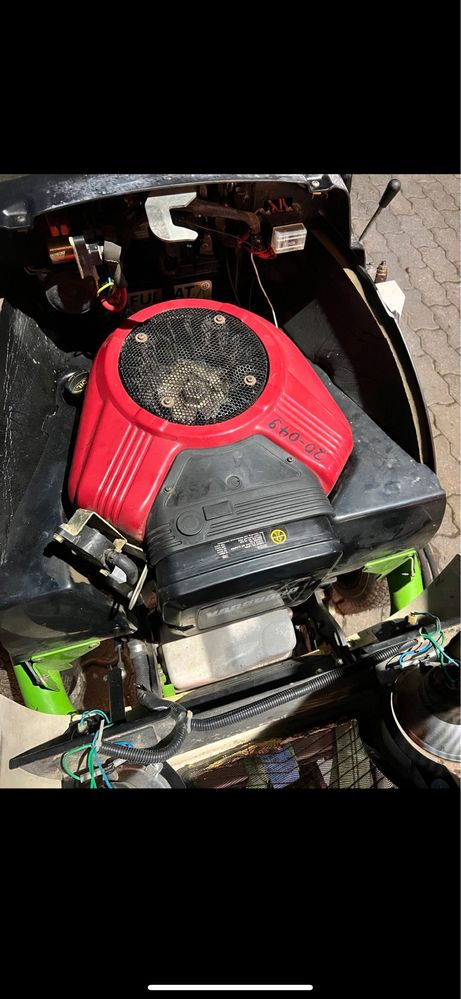 traktorek do trawy etesia 100 hydro plug solarka