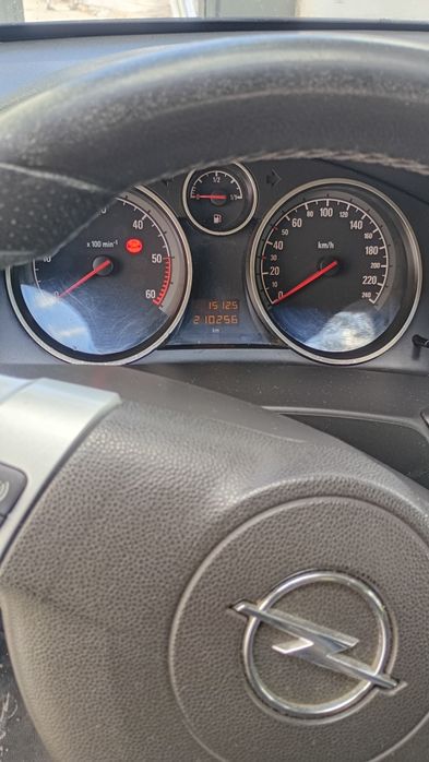 Opel Astra H 1.3