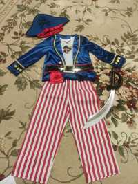 Джек и пираты, капитан Крюк, Новогодний костюм