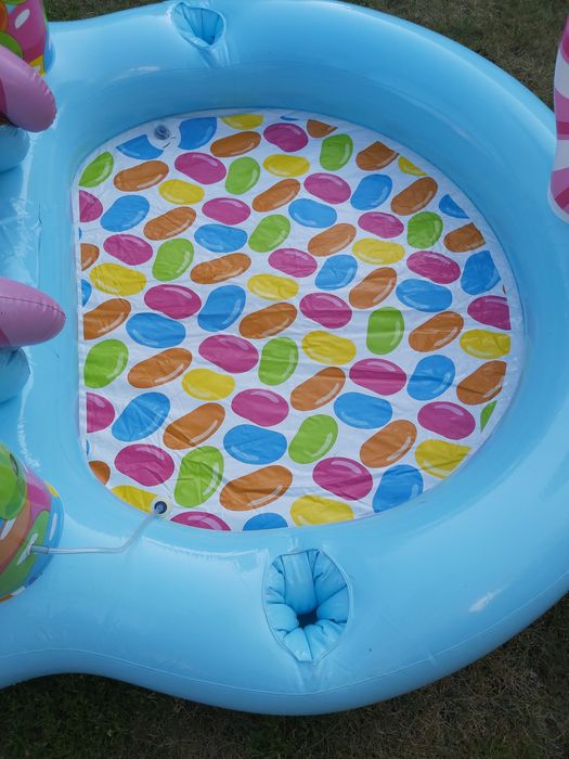 dmuchany plac zabaw Intex „Candy Zone” (Strefa Słodyczy