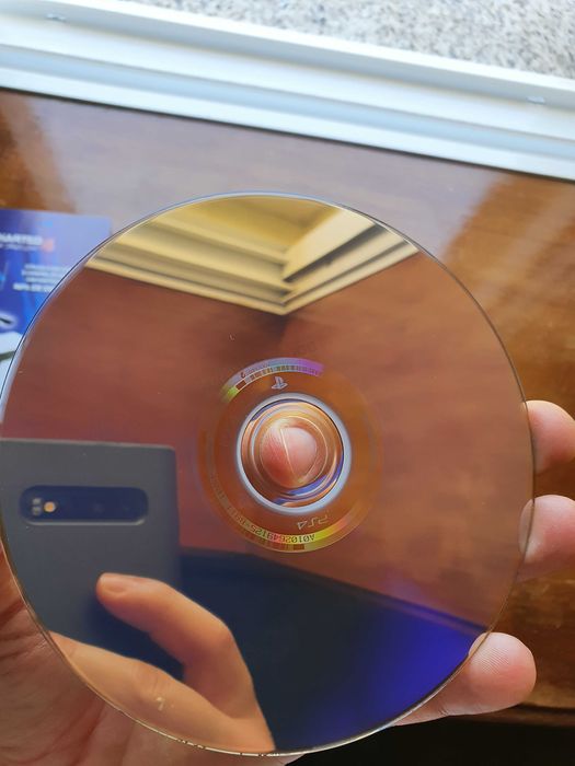 Uncharted 4 Como novo