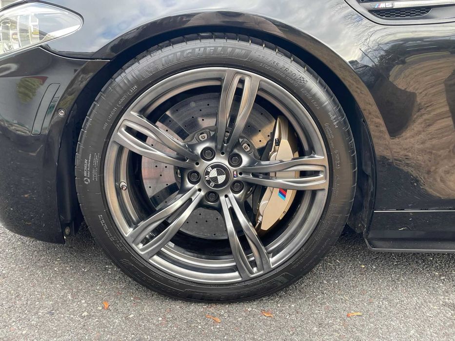 BMW M5 2014 року