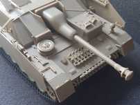 Model Sturmgeschütz IV, Tamiya 1:35, sklejony