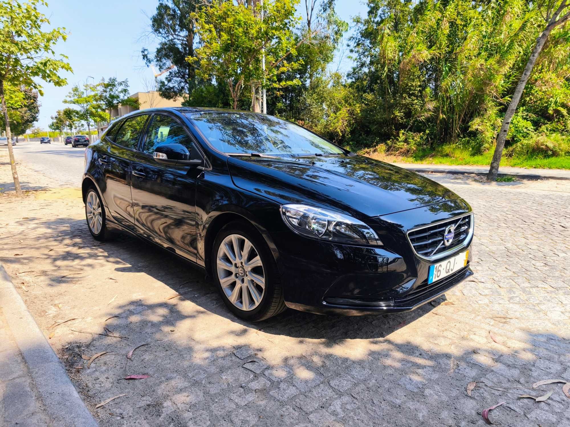 Volvo V40 2.0 D2