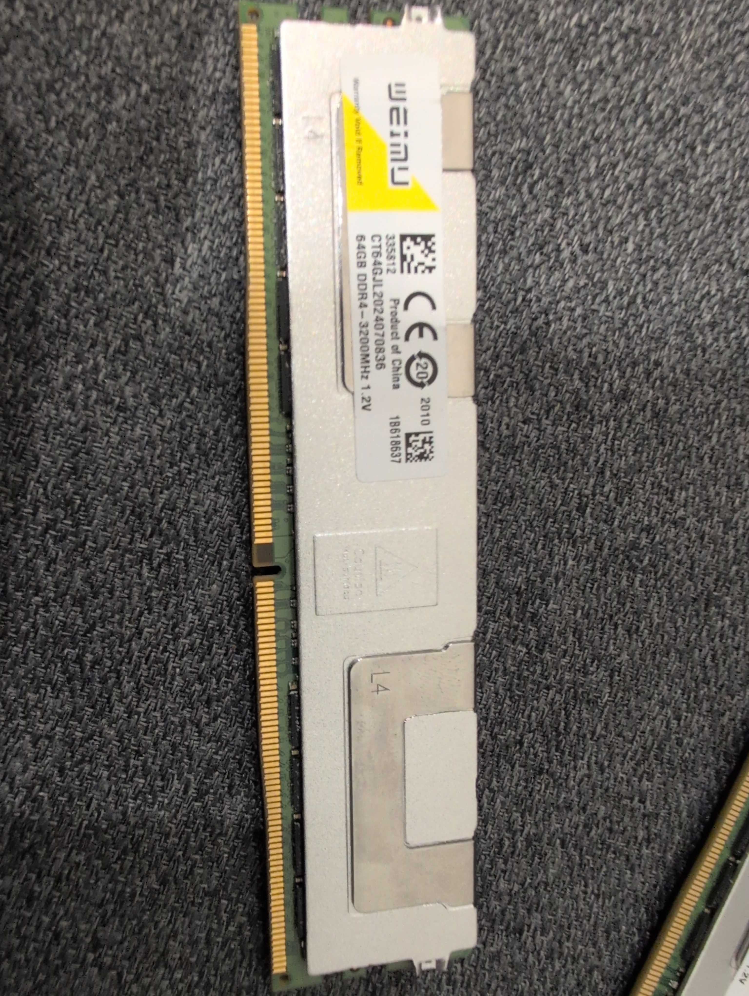 Chłodzona pamięć RAM LRDIMM DDR4 64GB 3200 4RX4 REG ECC