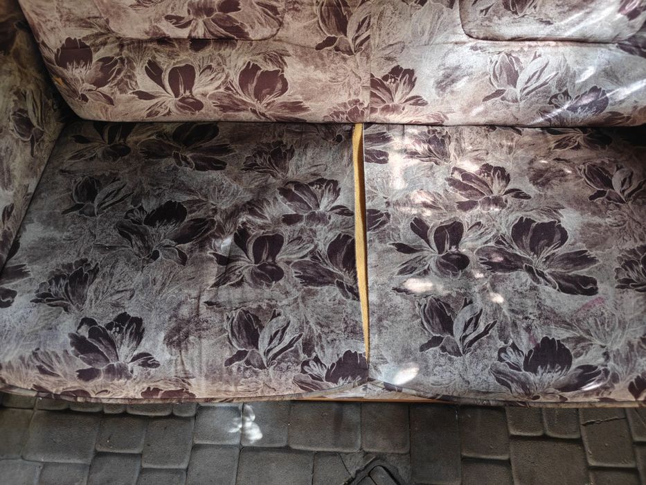 Диван з кріслами