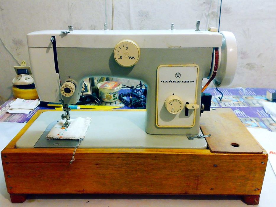 Швейна машинка Чайка 132М