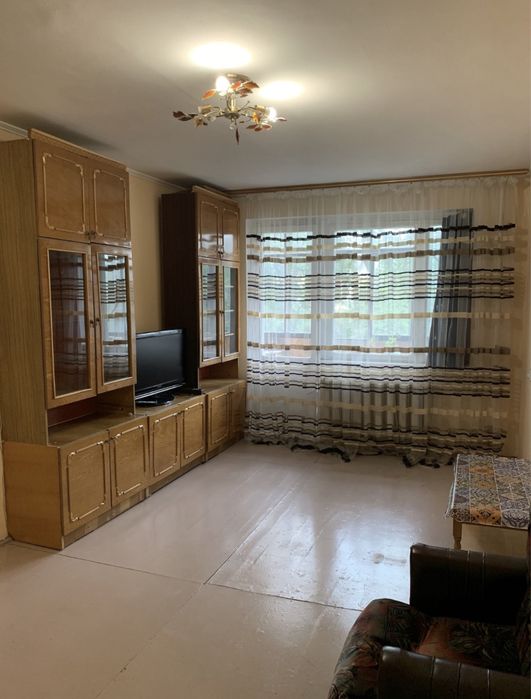 2-кім квартира 52 кв.м2, окремі кімнати, 4 поверх!