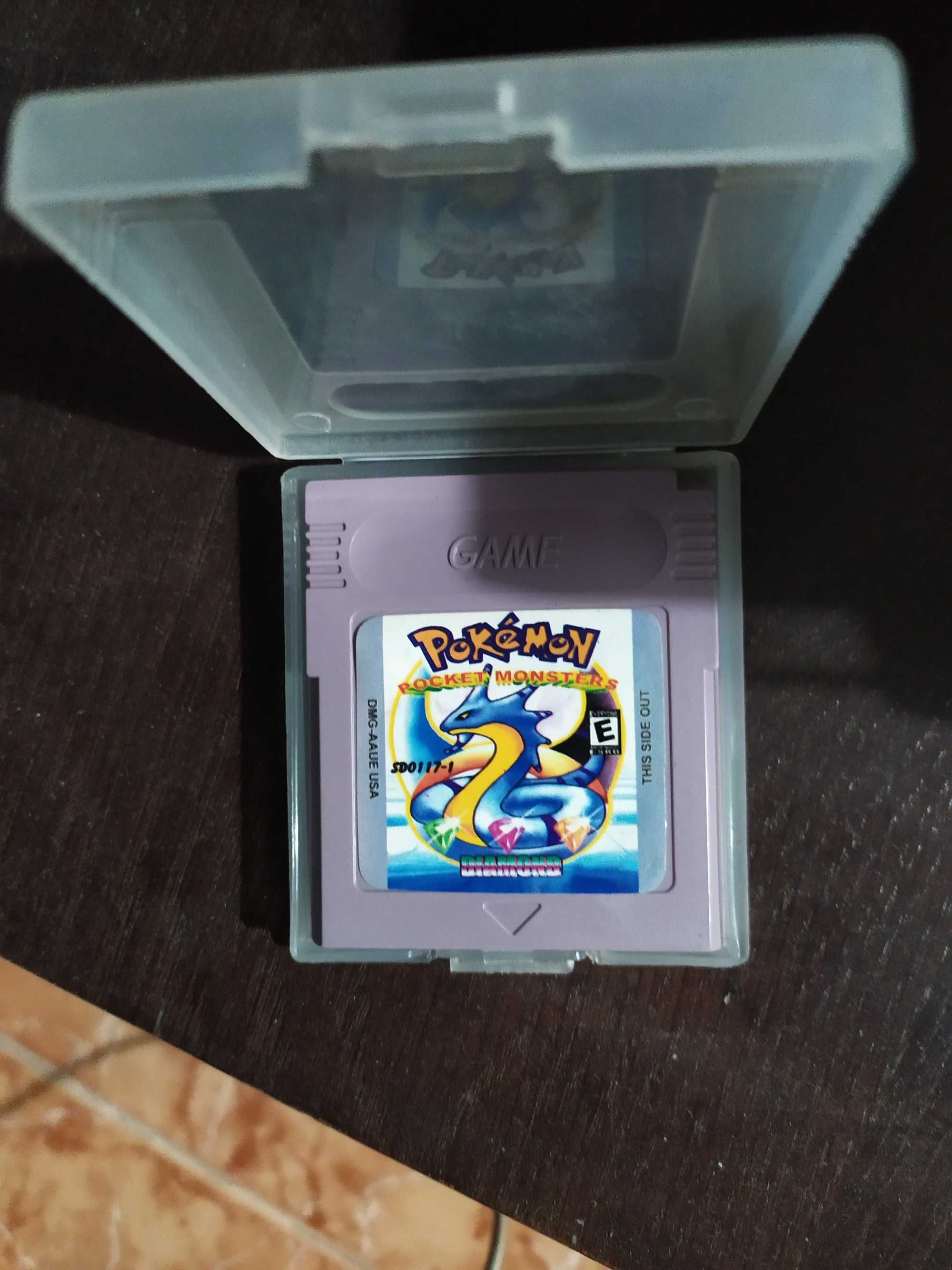 Jogo de game Boy Pokémon, novo. Não respondo a SMS.