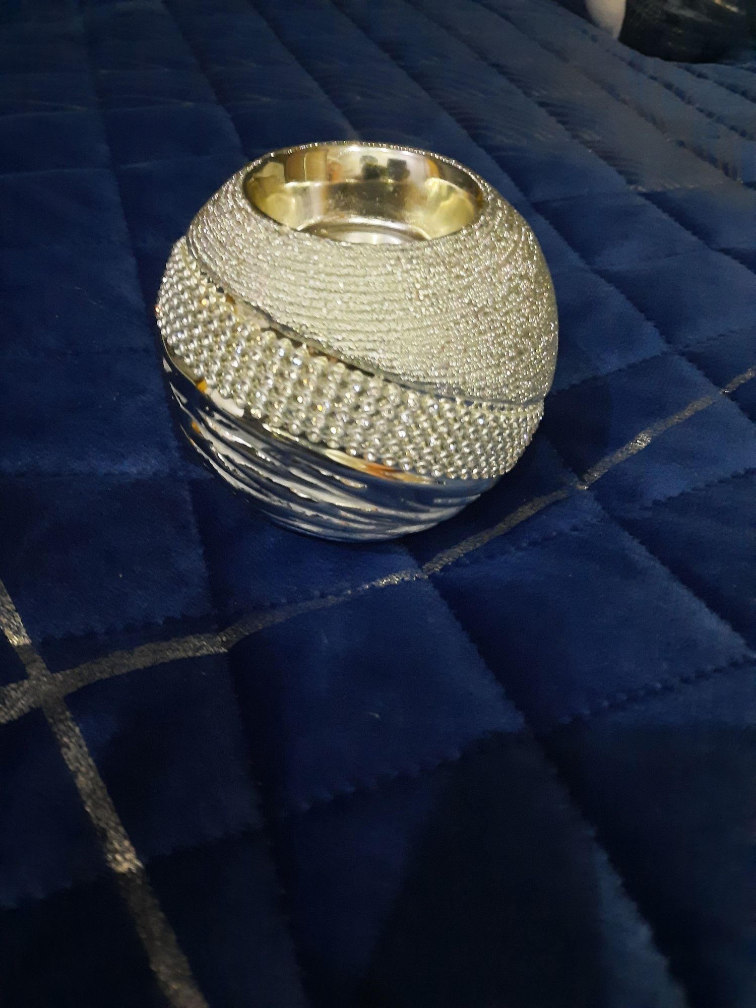 Kula na tealight
