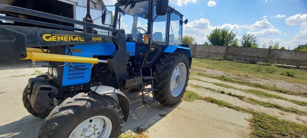Трактор МТЗ -892