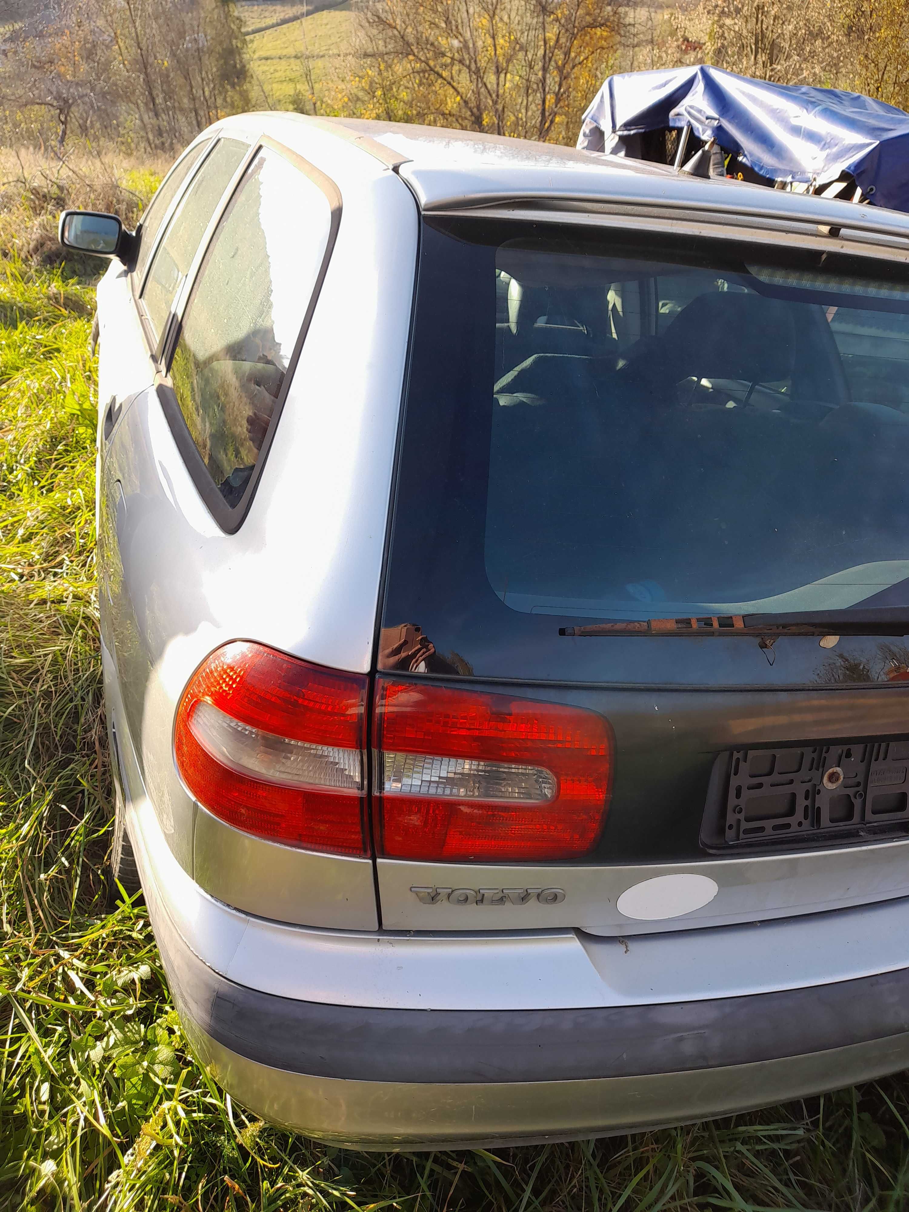 Sprzedam części do Volvo V40