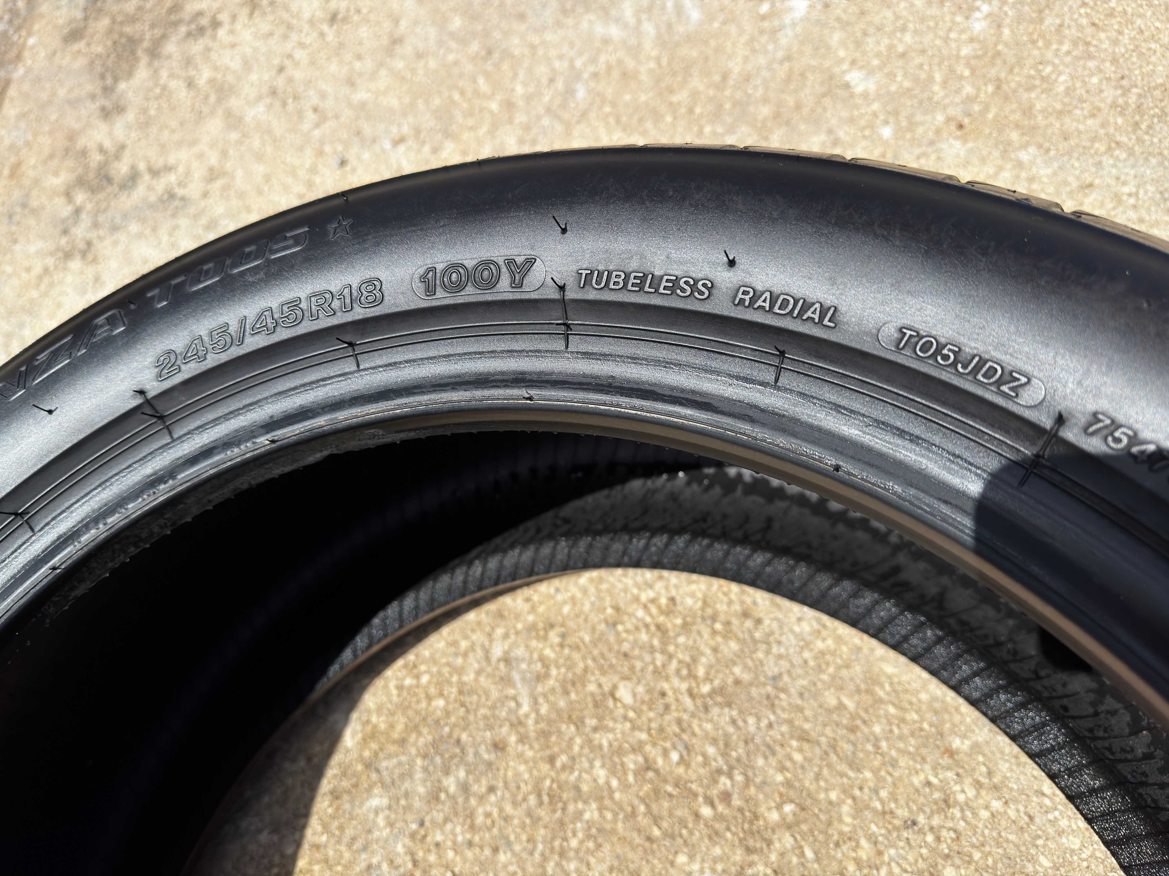 2 Pneus Bridgestone 245/45R18 T005 100Y XL TL