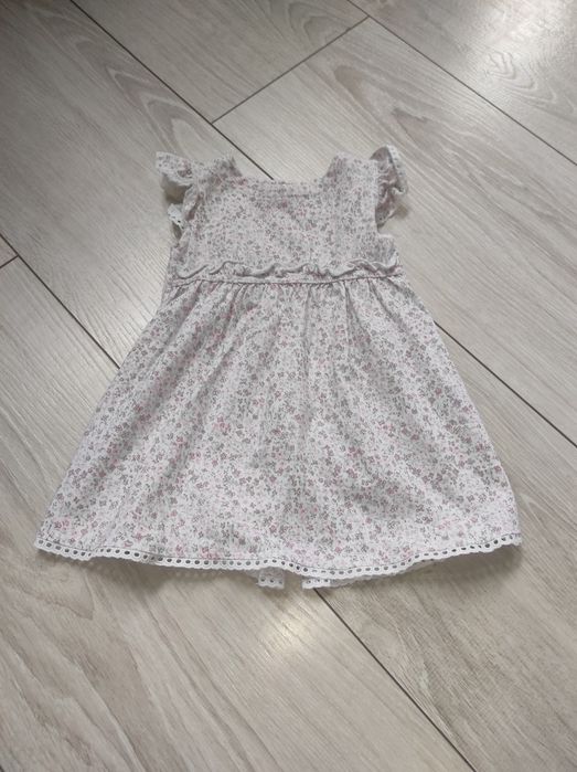 Paka ubranek dla dziewczynki rozmiar 68