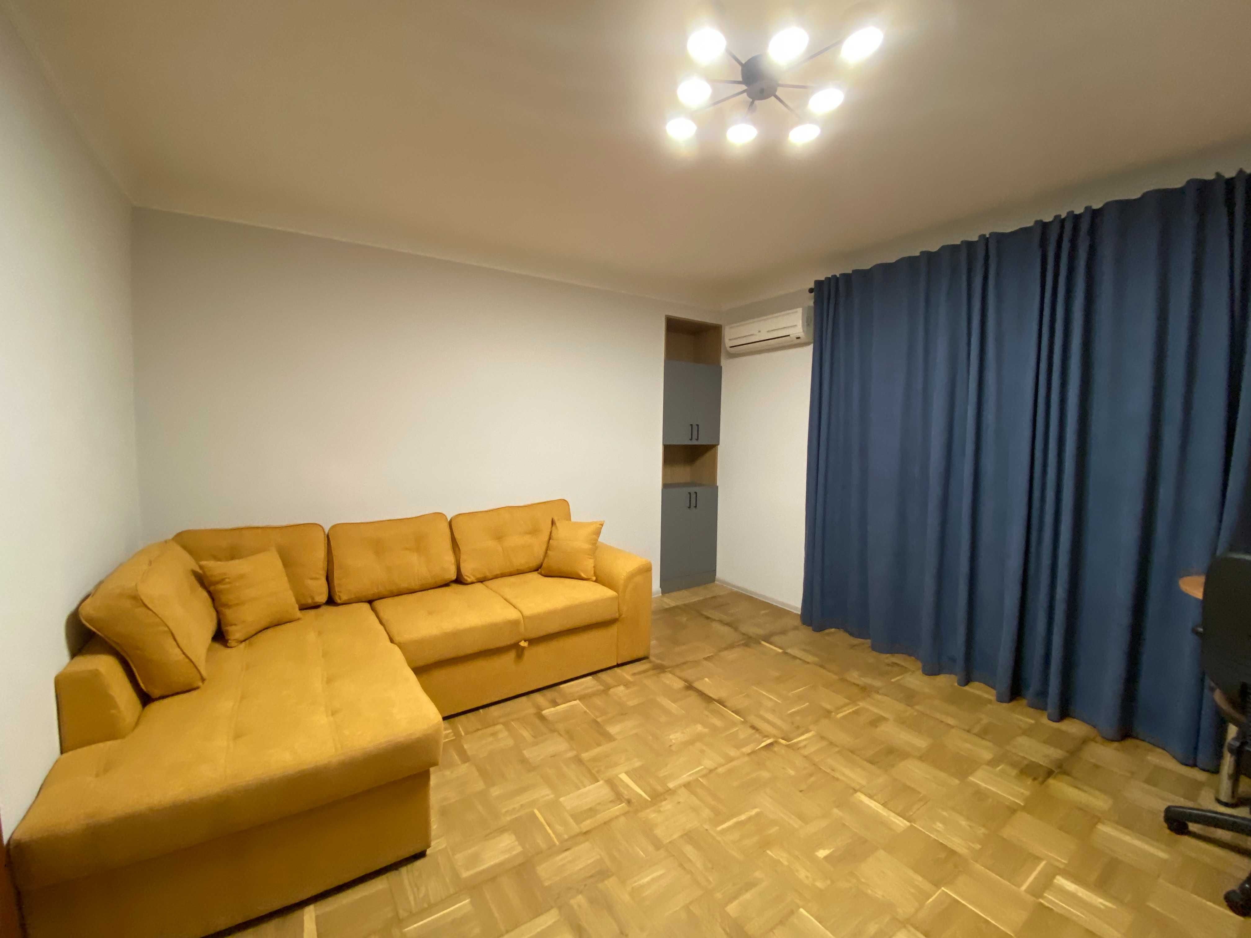 Печерск Без % Підвисоцького Професора 6 а Продам Чудову 2к квартиру
