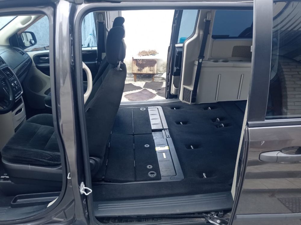 Dodge Grand Caravan
