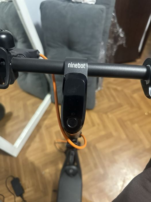 Ninebot Kickscooter F2