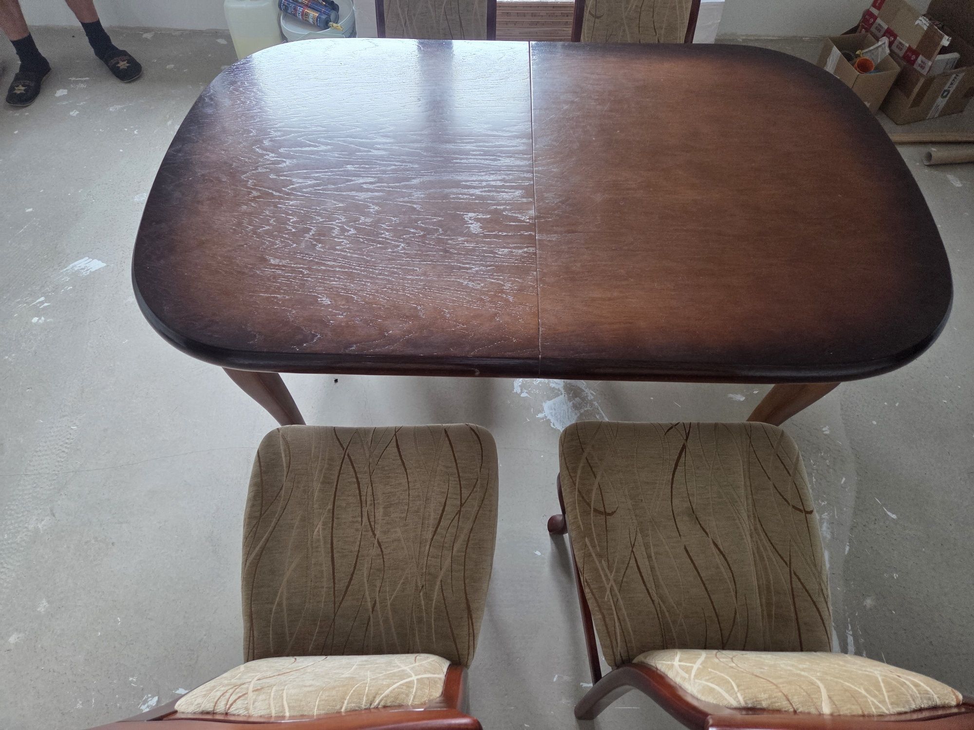 Stół drewniany rozkladany 140/220x90 wraz z krzesłami